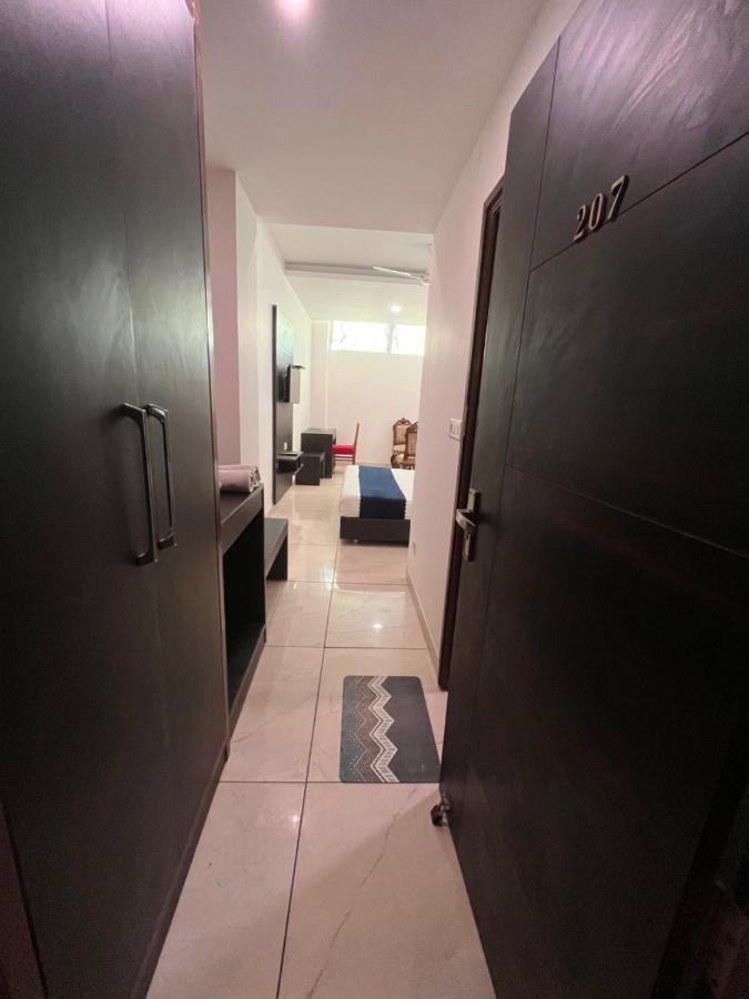 Hotel Woodcrest Zirakpur - Best Family Hotel By - A Unit Of Sidham Group Buitenkant foto
